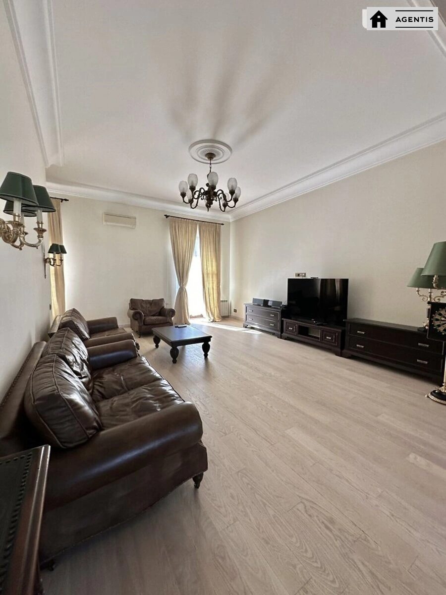 Apartment for rent. 4 rooms, 250 m², 6th floor/7 floors. 8, Pankivska 8, Kyiv. 