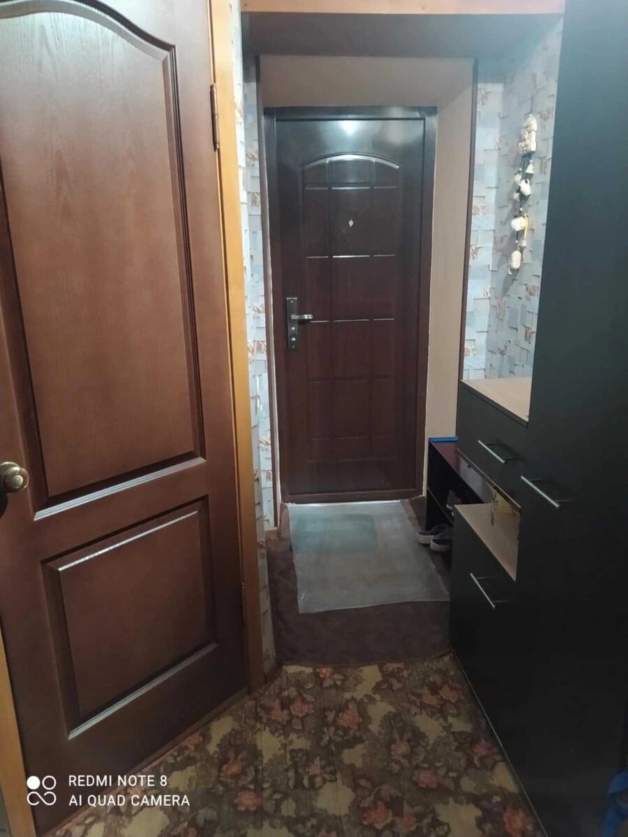 Продаж квартири. 1 room, 31 m², 1st floor/4 floors. Вулиця Степана Чобану-(Добровольского) , Кропивницький. 