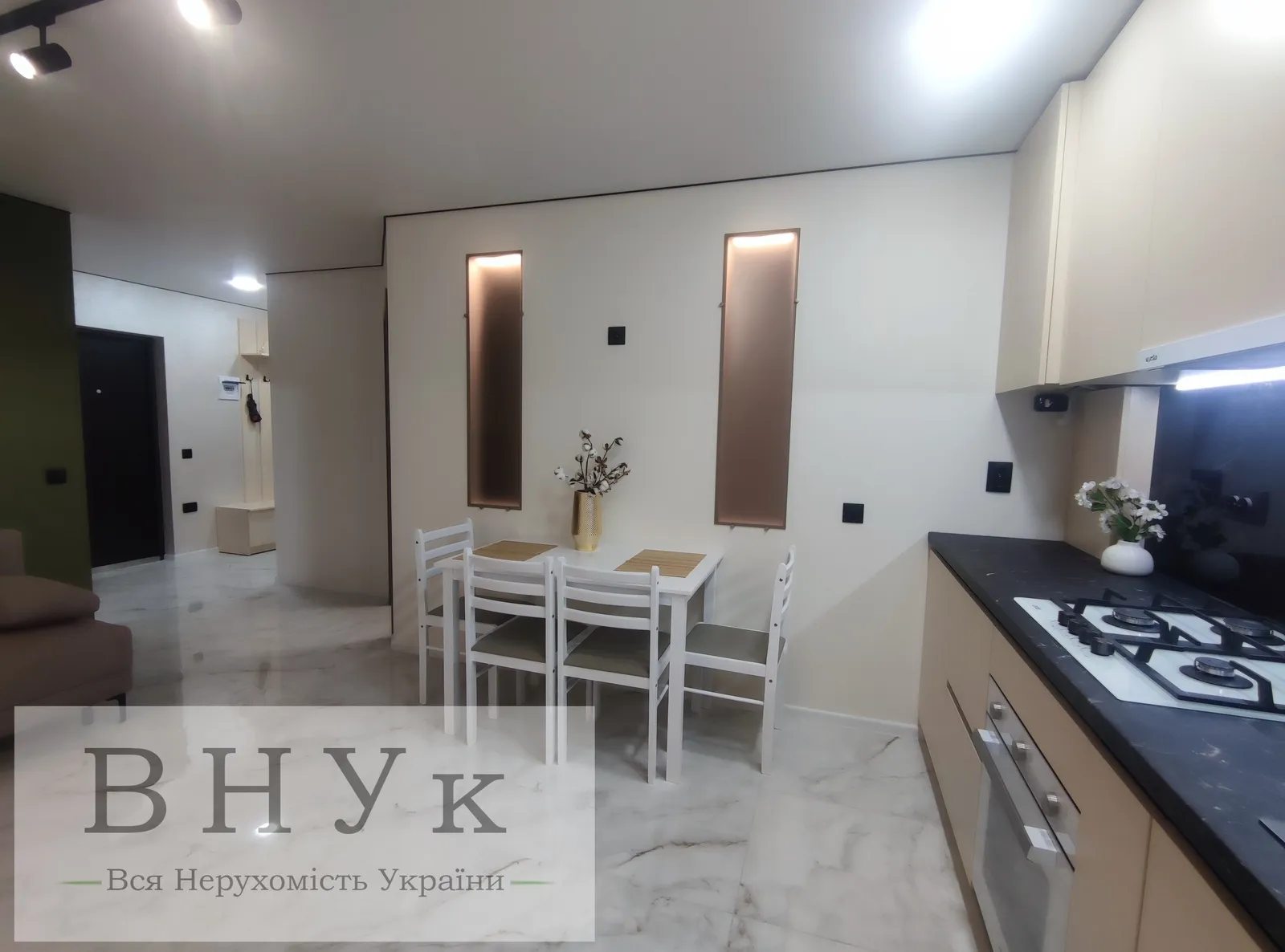 Apartments for sale. 3 rooms, 58 m², 5th floor/11 floors. Kyyivska vul., Ternopil. 