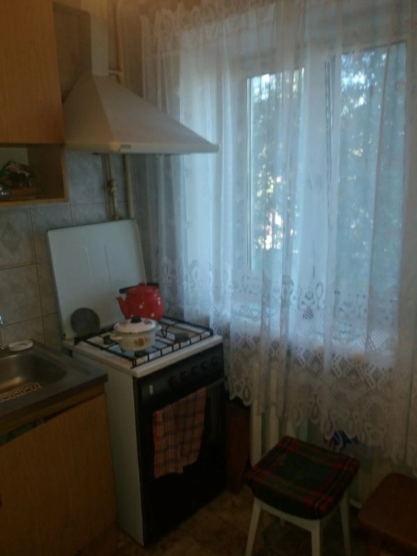 Apartment for rent. 2 rooms, 45 m², 2nd floor/5 floors. 20, Vavilovih 20, Kyiv. 