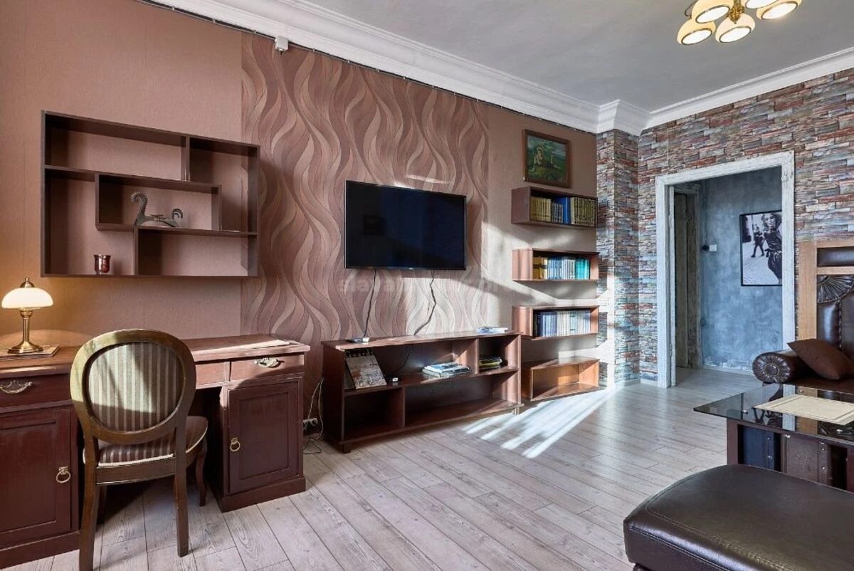 Apartment for rent. 2 rooms, 73 m², 10th floor/13 floors. 25, Hreschatyk 25, Kyiv. 