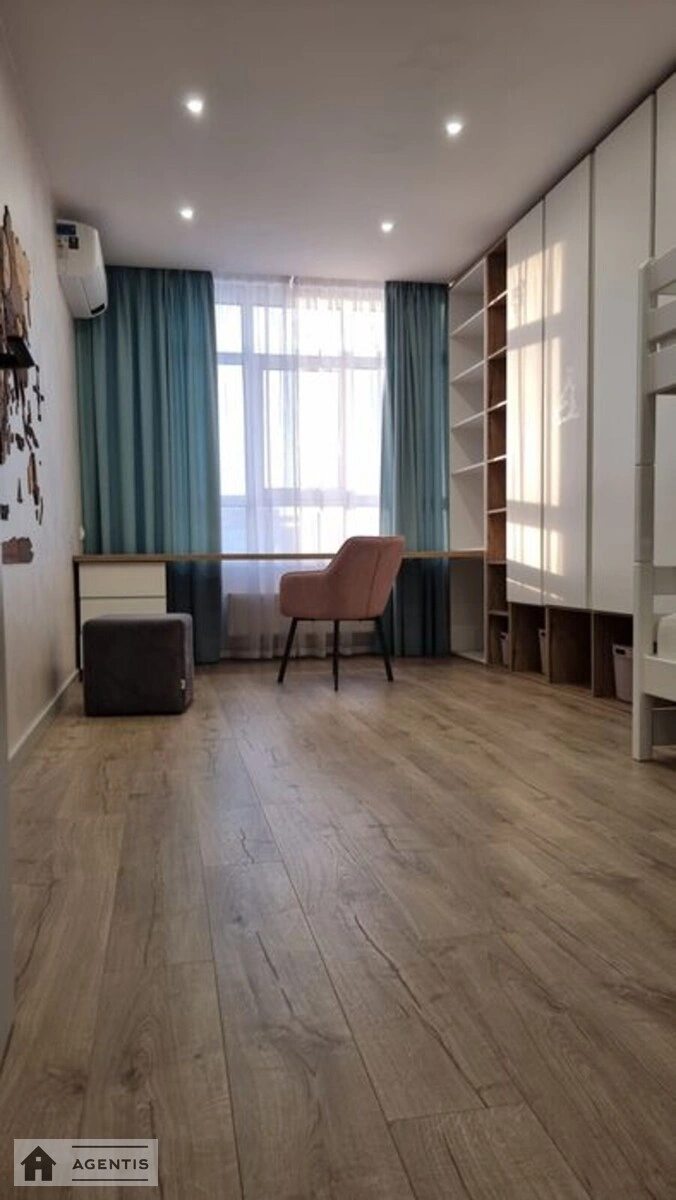 Apartment for rent. 3 rooms, 86 m², 16 floor/16 floors. 58, Tyraspolska 58, Kyiv. 