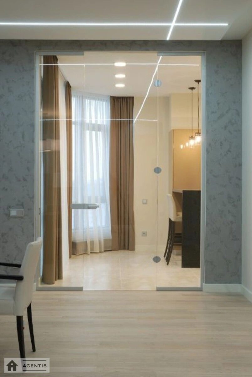 Apartment for rent. 2 rooms, 144 m², 18 floor/28 floors. 2, Bolsunovska vul. Serhiya Strutynskoho, Kyiv. 
