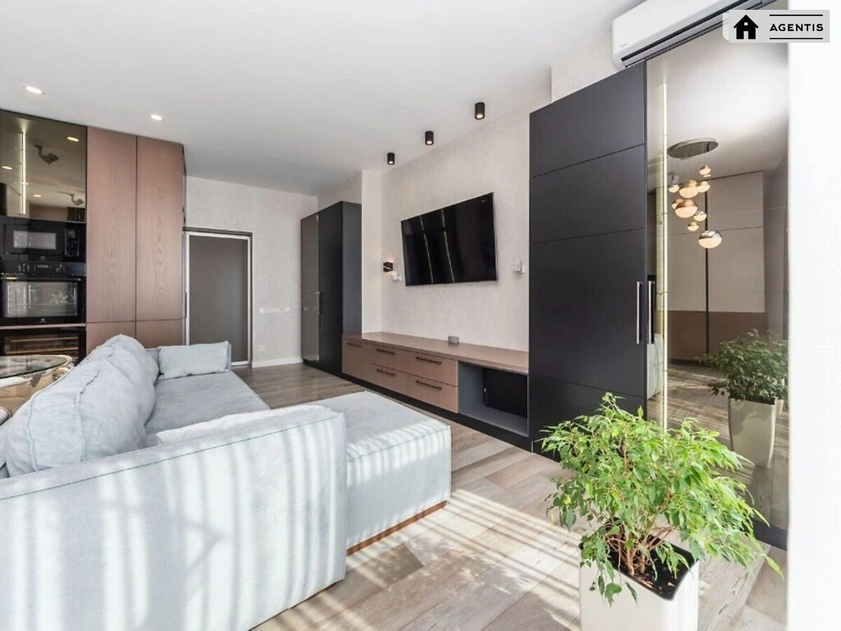 Apartment for rent. 2 rooms, 119 m², 10th floor/24 floors. 12, Buslivska 12, Kyiv. 