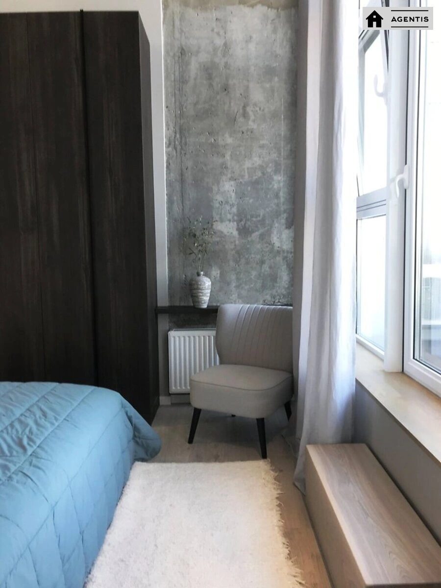 Apartment for rent. 5 rooms, 193 m², 16 floor/17 floors. 13, Leypcizka 13, Kyiv. 