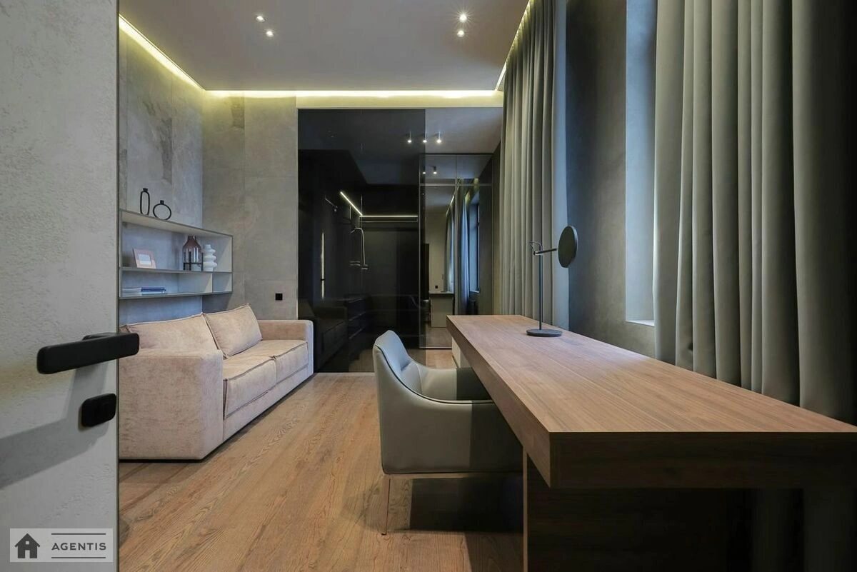 Apartment for rent. 3 rooms, 170 m², 24 floor/24 floors. 7, Laboratorniy 7, Kyiv. 