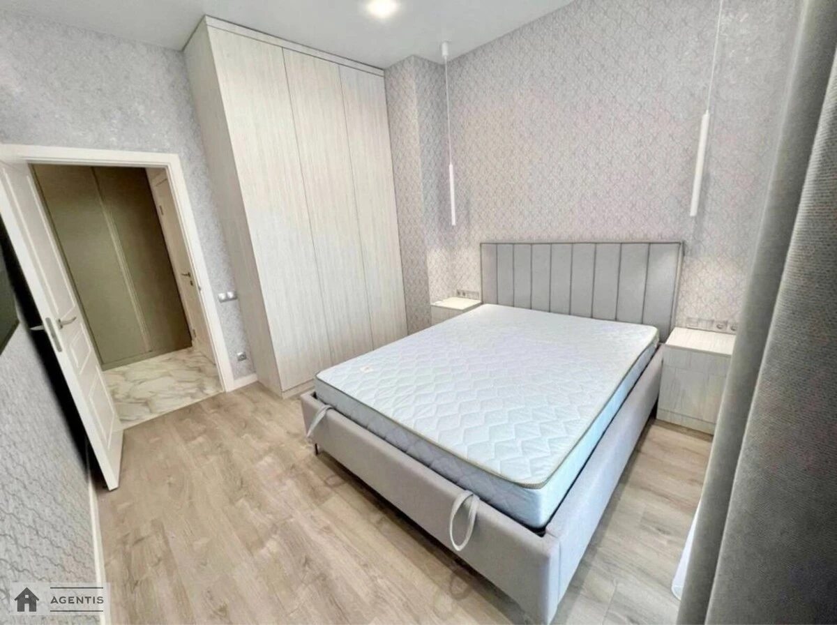 Apartment for rent. 1 room, 50 m², 5th floor/7 floors. 17, Bulvarno-Kudryavska vul. Vorovskoho, Kyiv. 