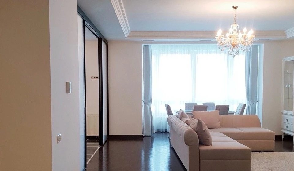 Сдам квартиру. 3 rooms, 218 m², 19 floor/23 floors. 18, Институтская 18, Киев. 