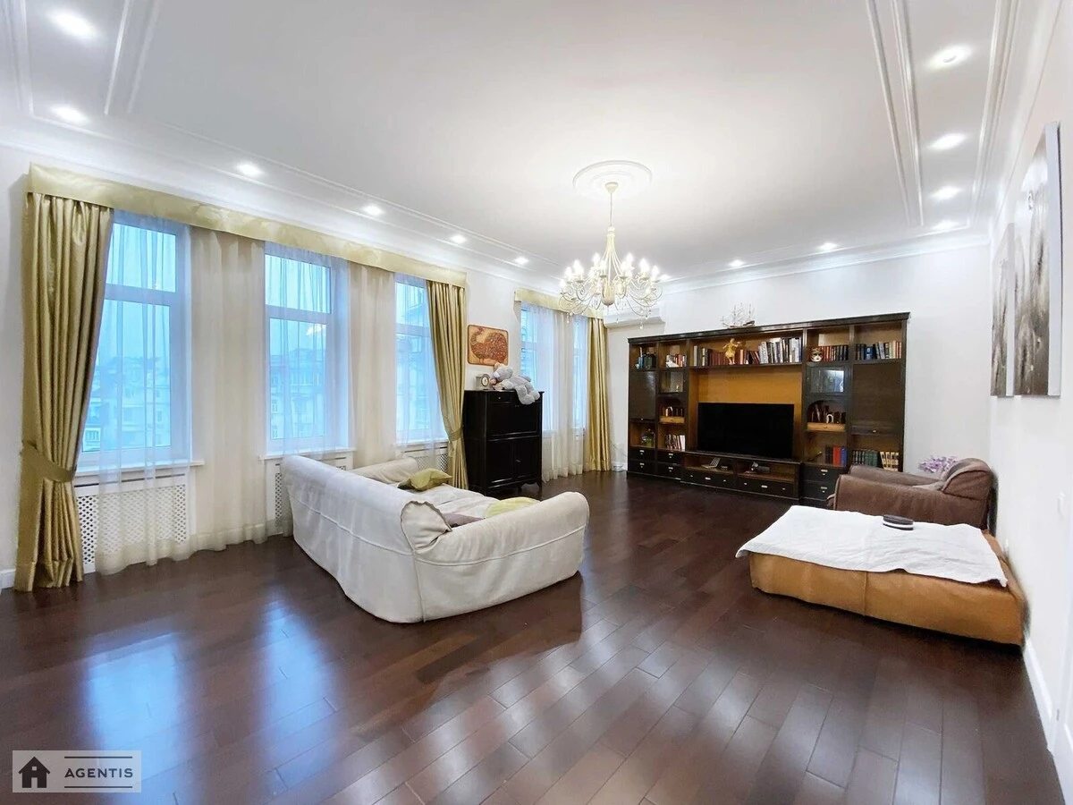 Apartment for rent. 4 rooms, 180 m², 7th floor/7 floors. 14, Kruglouniversytetska 14, Kyiv. 