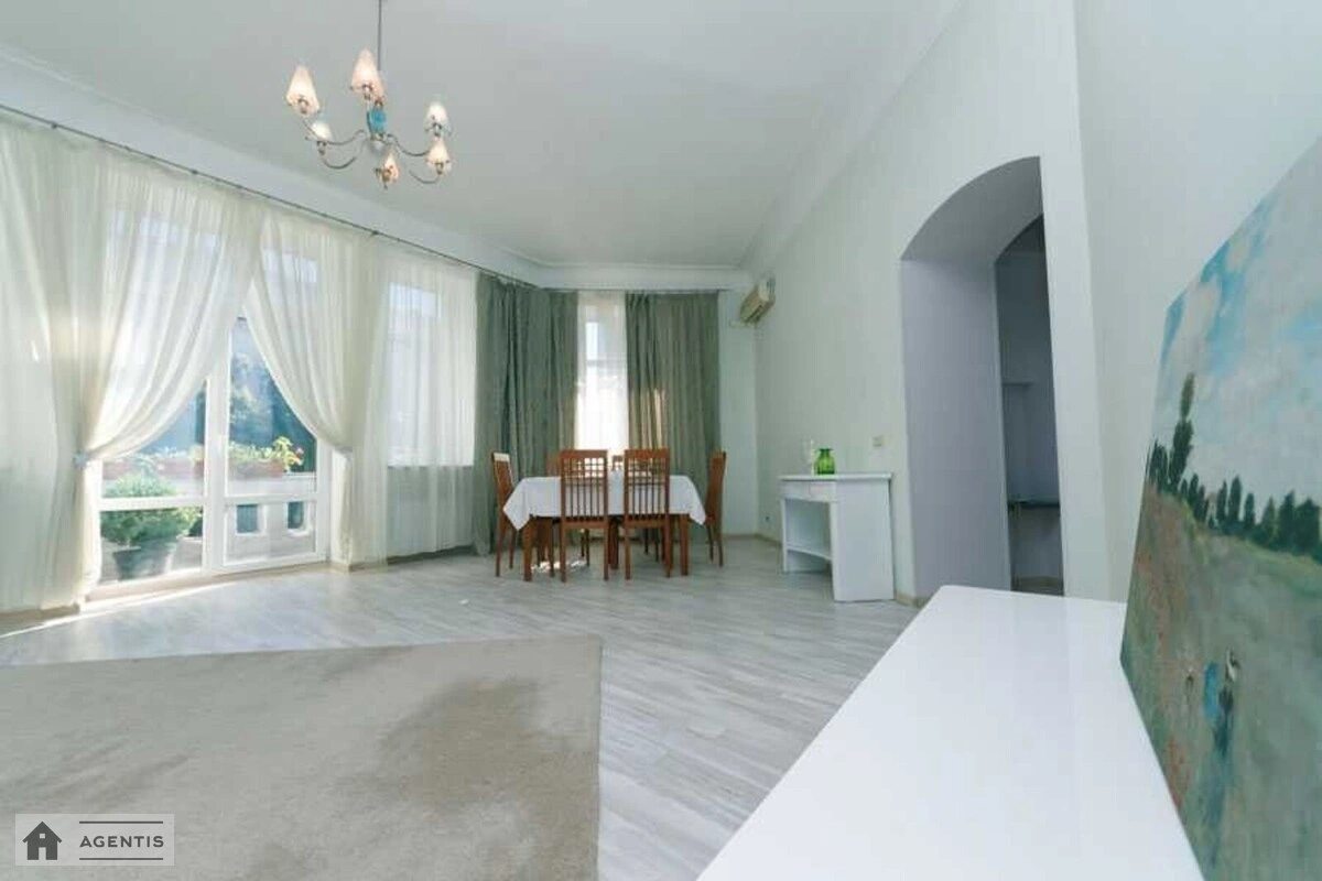 Здам квартиру. 3 rooms, 100 m², 2nd floor/4 floors. 27, Лютеранська 27, Київ. 