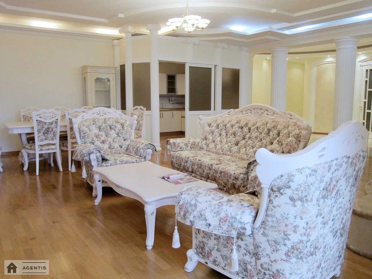 Apartment for rent. 3 rooms, 130 m², 8th floor/10 floors. 14, Patorzhynskogo 14, Kyiv. 