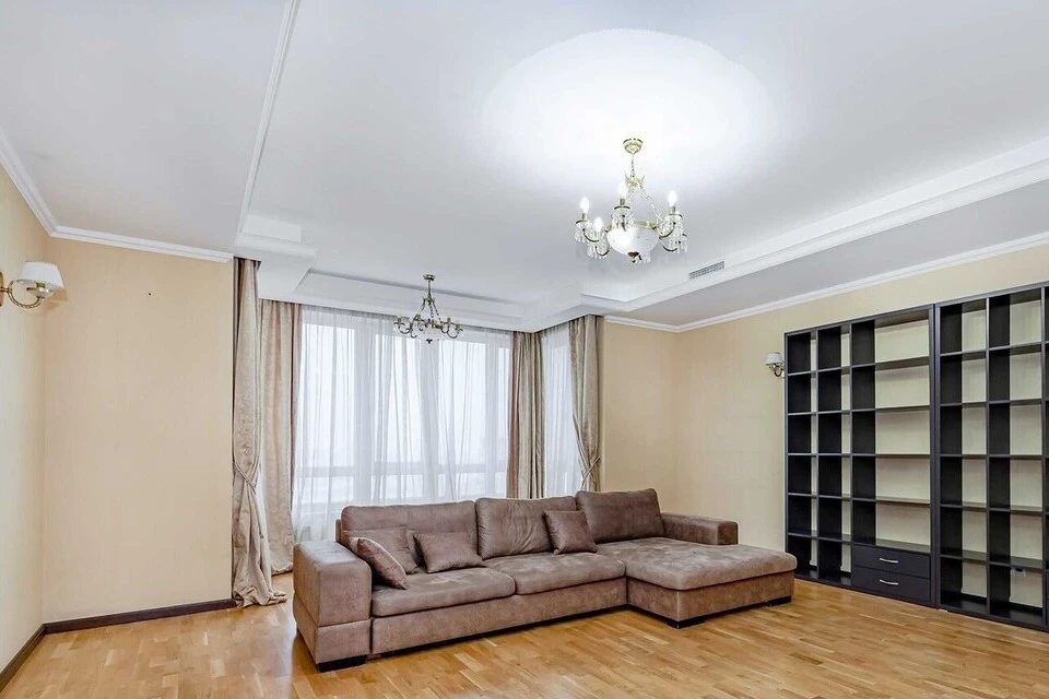 Здам квартиру. 4 rooms, 204 m², 11 floor/22 floors. 18, Інститутська 18, Київ. 