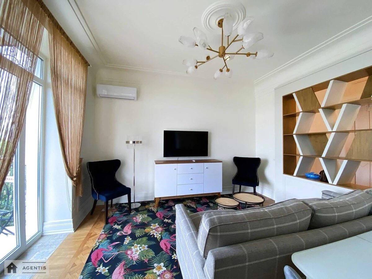 Apartment for rent. 2 rooms, 60 m², 7th floor/7 floors. 18, Instytutska 18, Kyiv. 