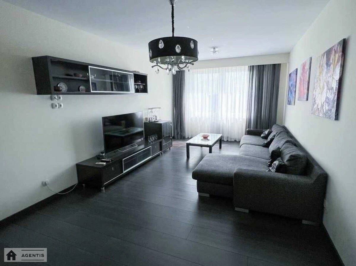 Apartment for rent. 3 rooms, 105 m², 13 floor/24 floors. Golosiyivskiy, Kyiv. 