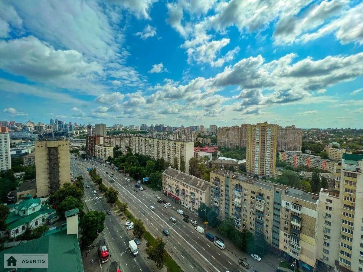 Apartment for rent. 3 rooms, 105 m², 13 floor/24 floors. Golosiyivskiy, Kyiv. 