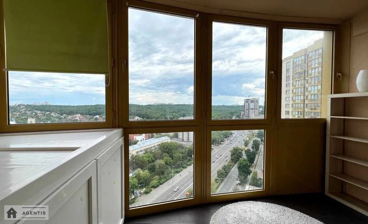Сдам квартиру. 3 rooms, 105 m², 13 floor/24 floors. Голосеевский, Киев. 