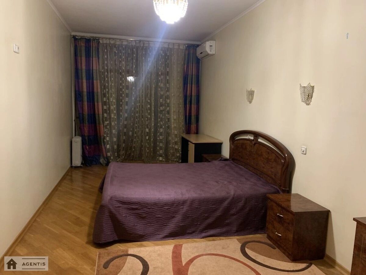 Apartment for rent. 2 rooms, 87 m², 7th floor/10 floors. 27, Hreschatyk 27, Kyiv. 