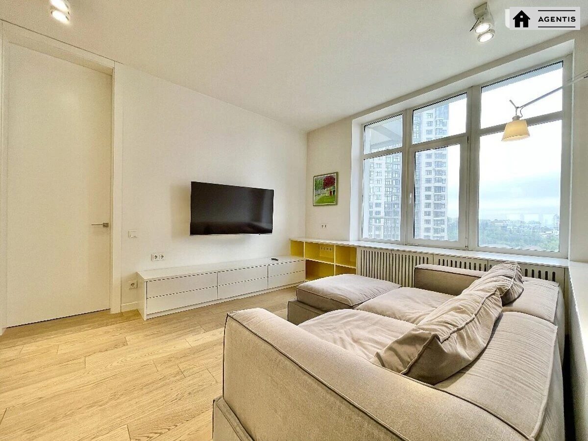 Apartment for rent. 3 rooms, 96 m², 9th floor/9 floors. 20, Dragomyrova 20, Kyiv. 