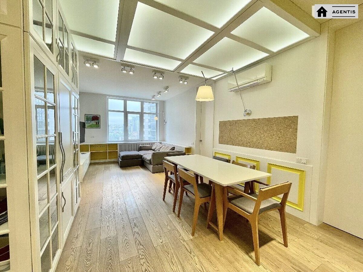Apartment for rent. 3 rooms, 96 m², 9th floor/9 floors. 20, Dragomyrova 20, Kyiv. 
