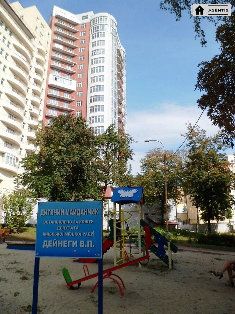 Сдам квартиру. 4 rooms, 174 m², 18 floor/18 floors. 44, Олександра Кониського вул. (Тургенєвська), Киев. 