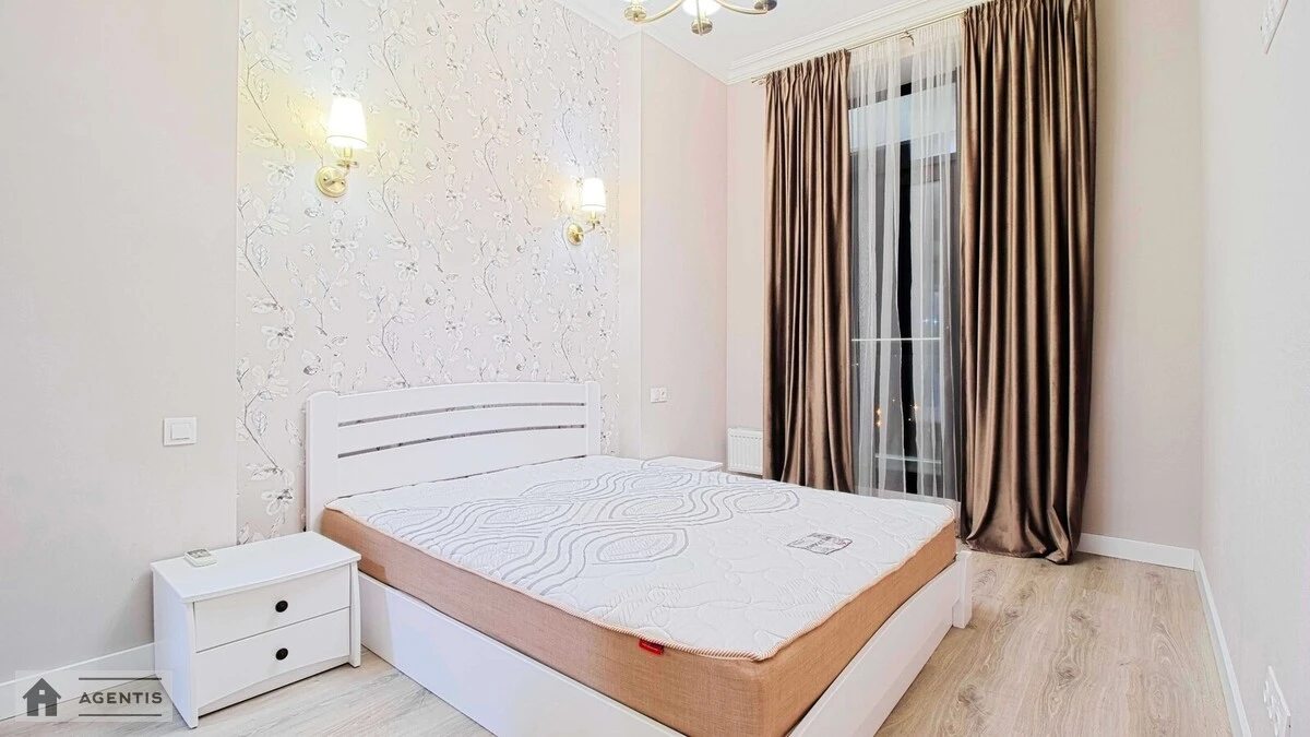 Apartment for rent. 2 rooms, 75 m², 6th floor/10 floors. 42, Beresteyskyy prosp. Peremohy, Kyiv. 