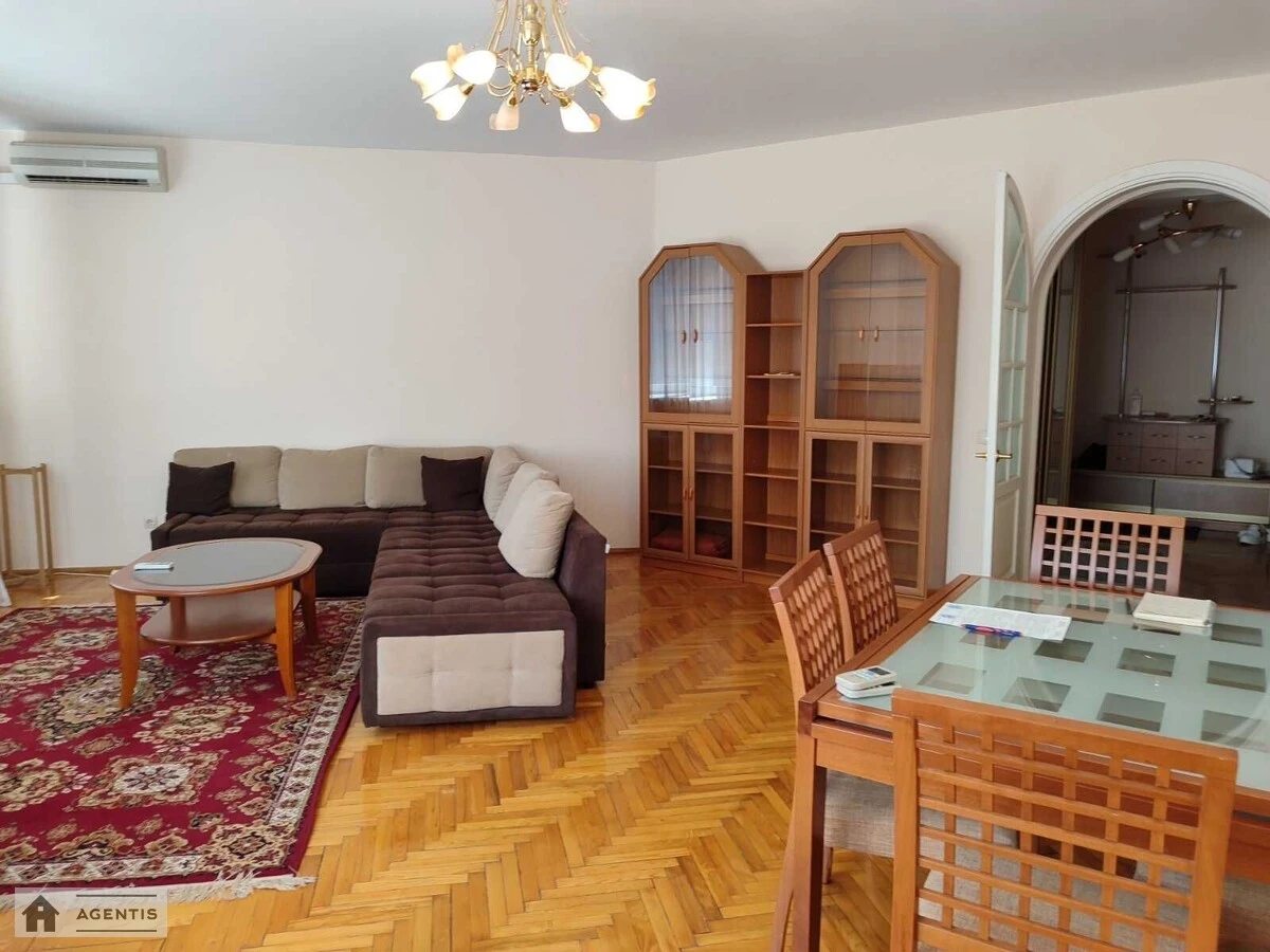 Apartment for rent. 4 rooms, 160 m², 6th floor/9 floors. 52, Oleksandra Konyskoho vul. Turhenyevska, Kyiv. 