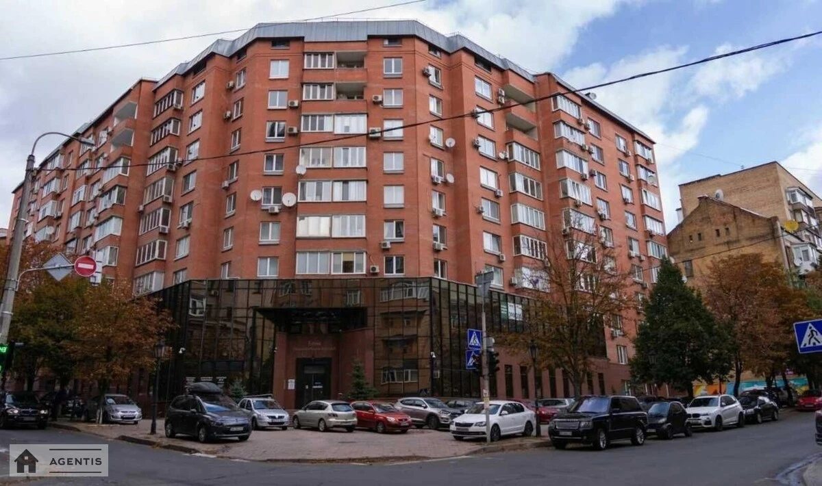Сдам квартиру. 4 rooms, 160 m², 6th floor/9 floors. 52, Олександра Кониського вул. (Тургенєвська), Киев. 