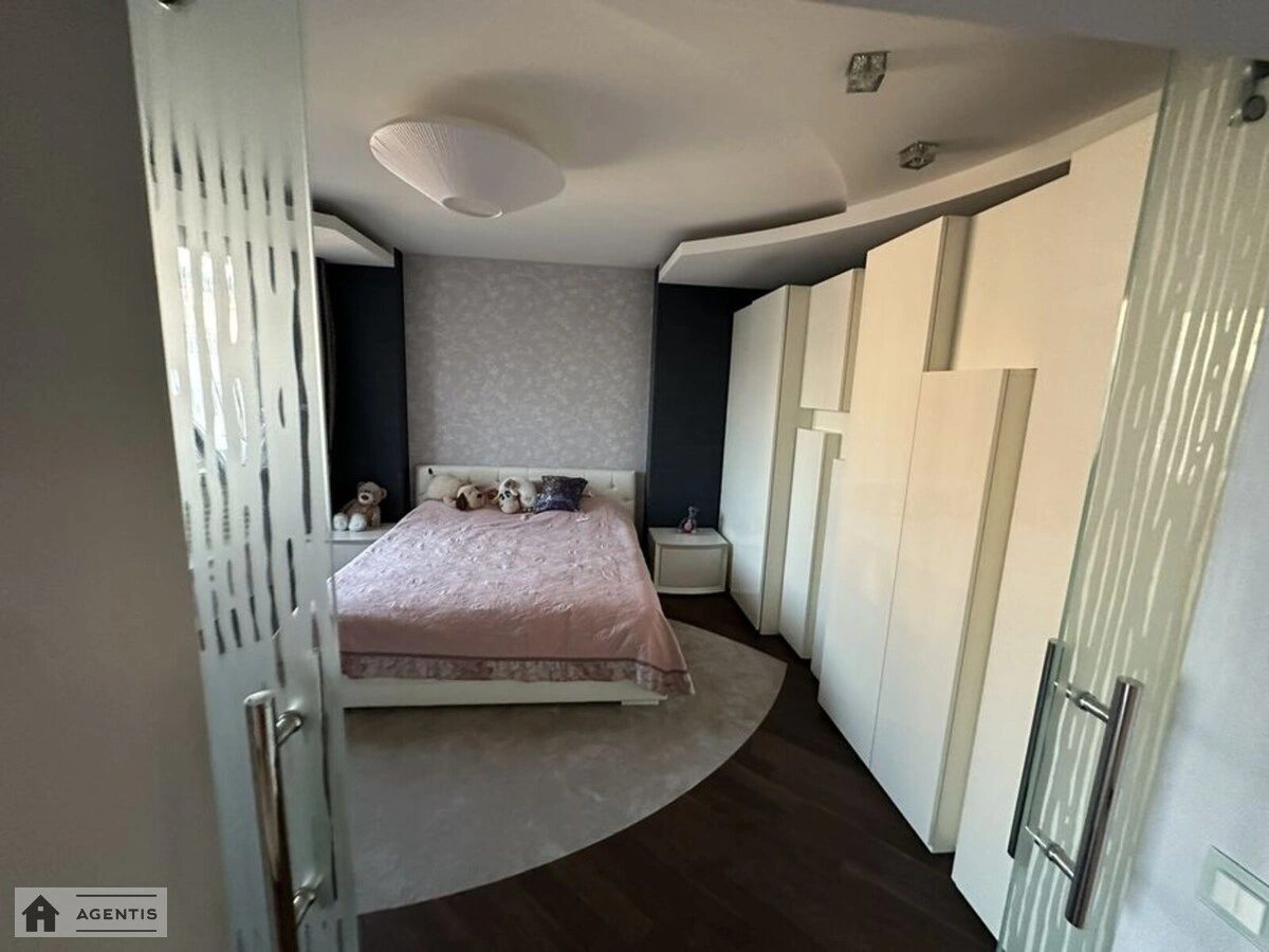 Apartment for rent. 5 rooms, 201 m², 13 floor/14 floors. 5, Vasylya Symonenka vul., Kyiv. 