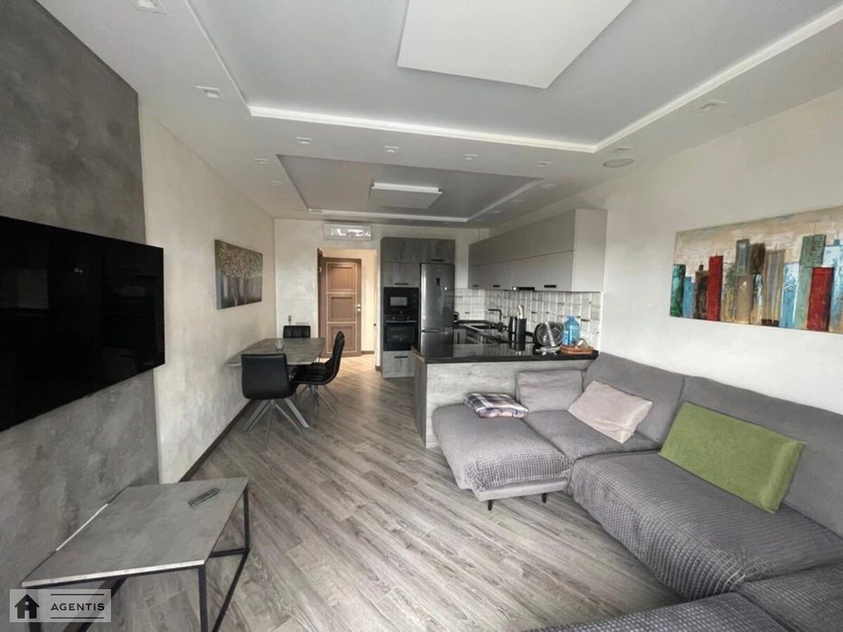 Apartment for rent. 4 rooms, 114 m², 15 floor/25 floors. 6, Chornovola vul., Brovary. 