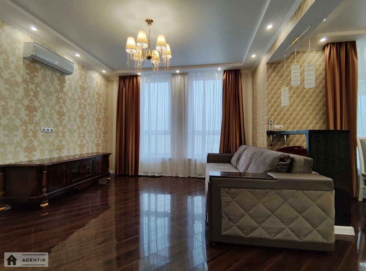 Сдам квартиру. 3 rooms, 108 m², 16 floor/17 floors. Берестейський просп. (Перемоги), Киев. 