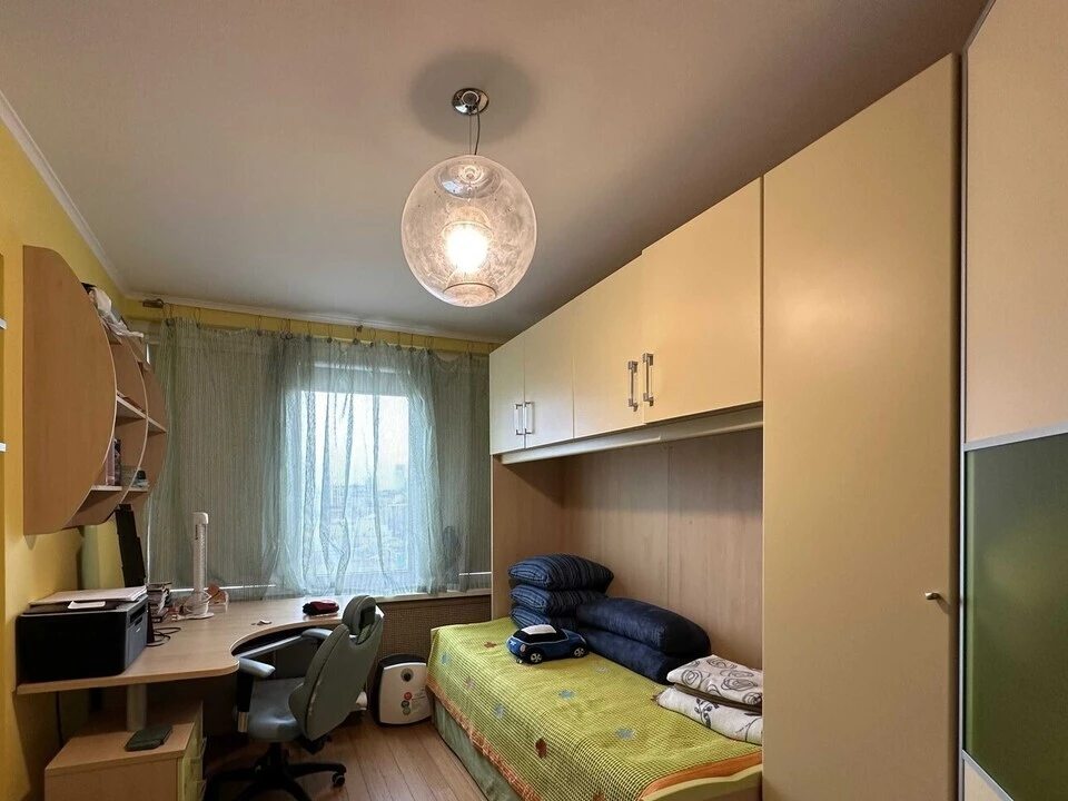 Apartment for rent. 3 rooms, 128 m², 11 floor/12 floors. 51, Volodymyrska 51, Kyiv. 