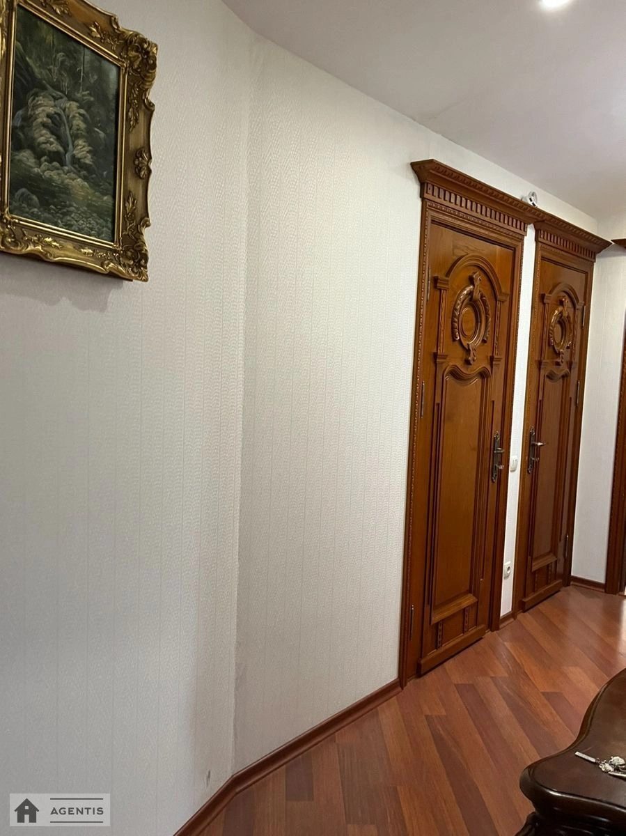 Apartment for rent. 4 rooms, 250 m², 7th floor/7 floors. 3, Zankovetckoyi 3, Kyiv. 