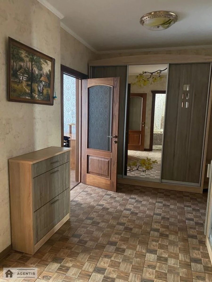 Сдам квартиру. 2 rooms, 60 m², 19 floor/21 floors. 4, Володимира Наумовича вул. (Антонова-Овсієнка), Киев. 