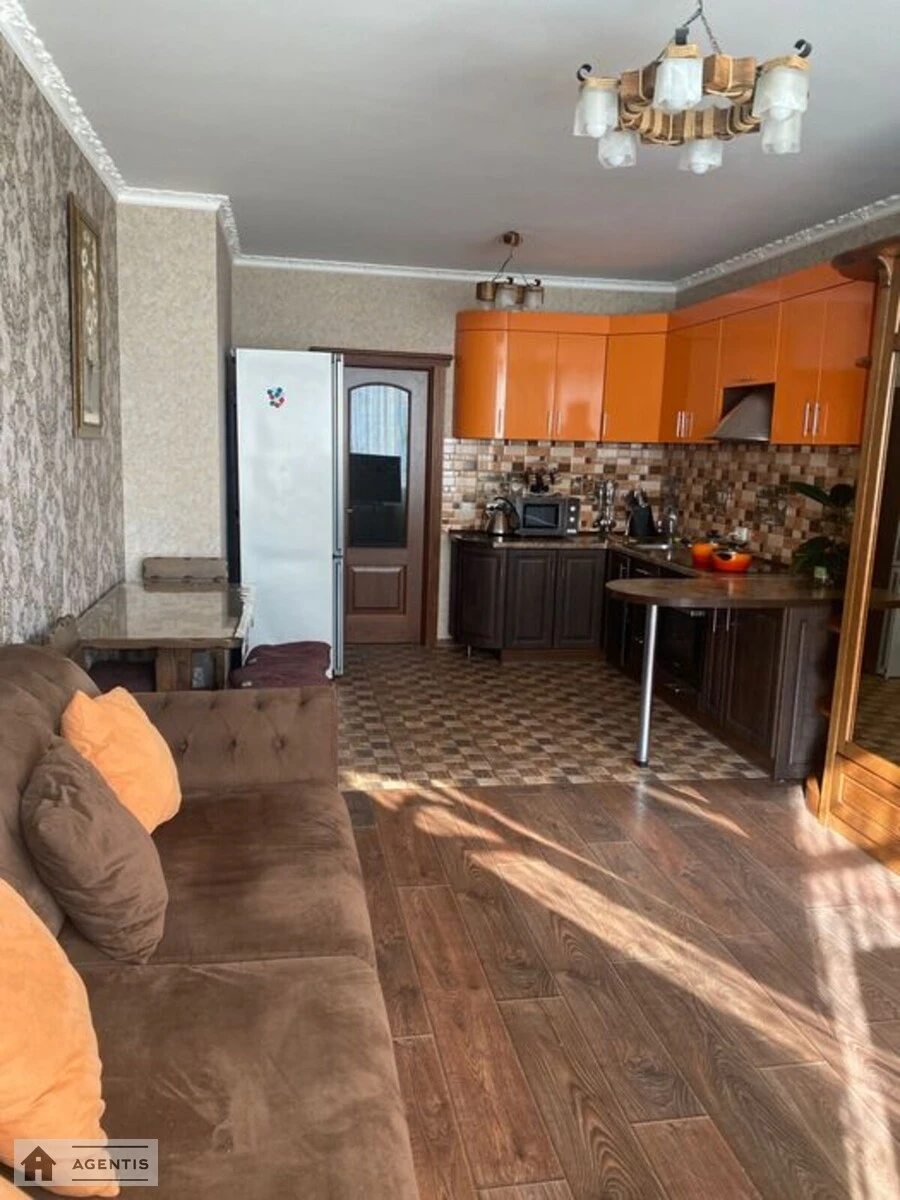 Apartment for rent. 2 rooms, 60 m², 19 floor/21 floors. 4, Volodymyra Naumovycha vul. Antonova-Ovsiyenka, Kyiv. 