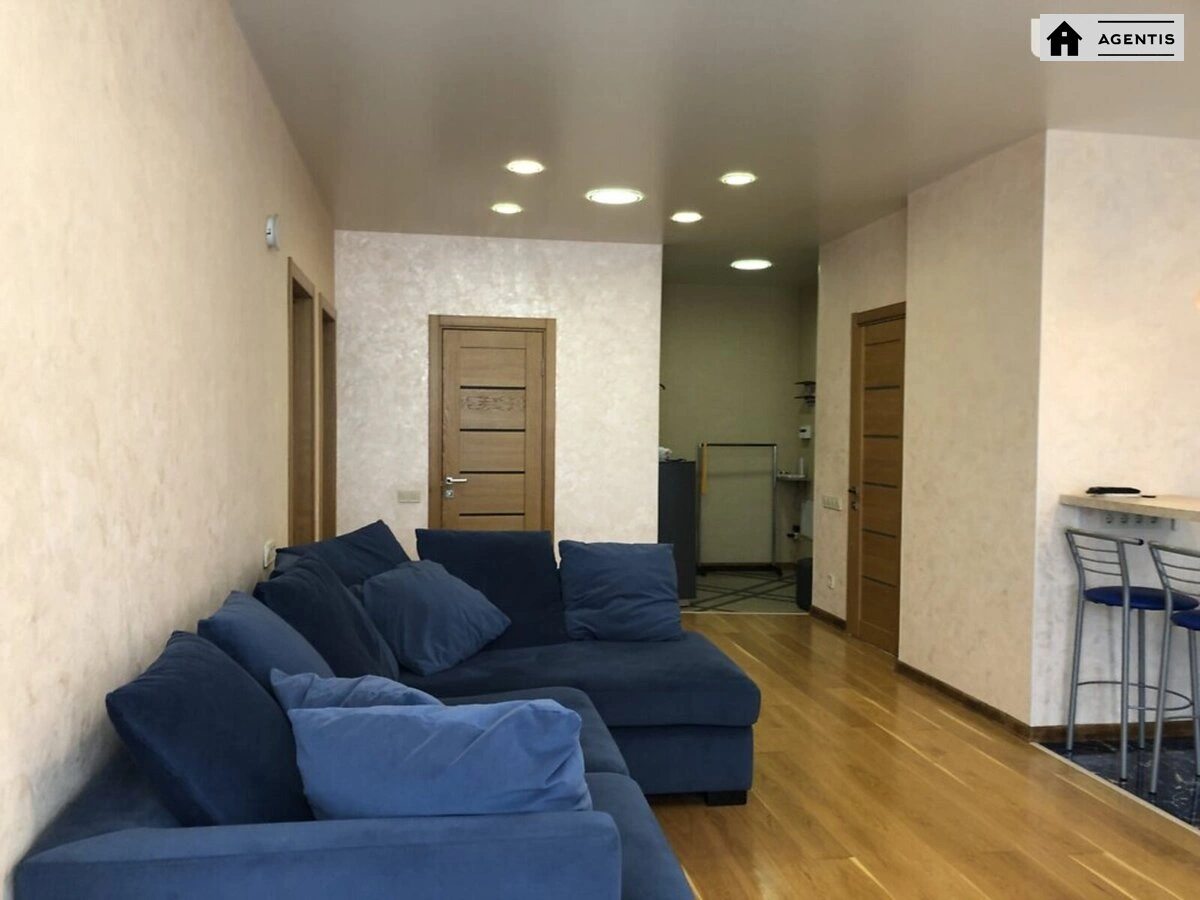 Apartment for rent. 2 rooms, 85 m², 18 floor/21 floors. 53, Predslavynska 53, Kyiv. 