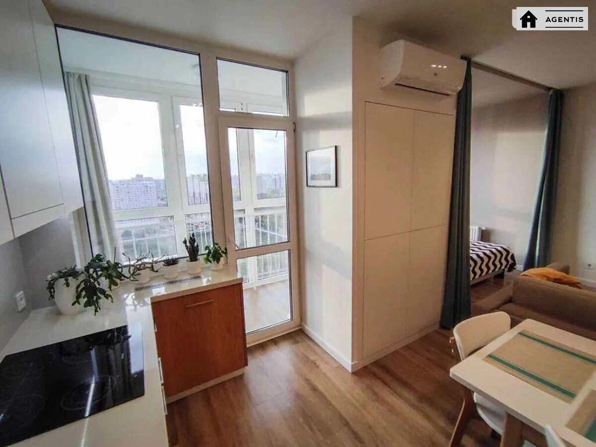 Apartment for rent. 1 room, 50 m², 23 floor/25 floors. 2, Dragomanova 2, Kyiv. 
