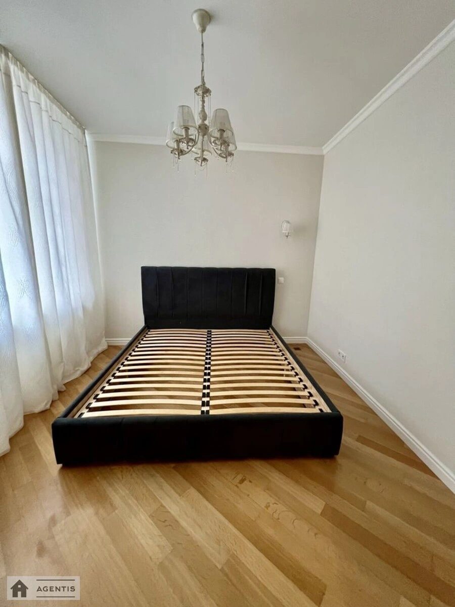 Здам квартиру. 3 rooms, 100 m², 3rd floor/5 floors. 23, Обсерваторна 23, Київ. 