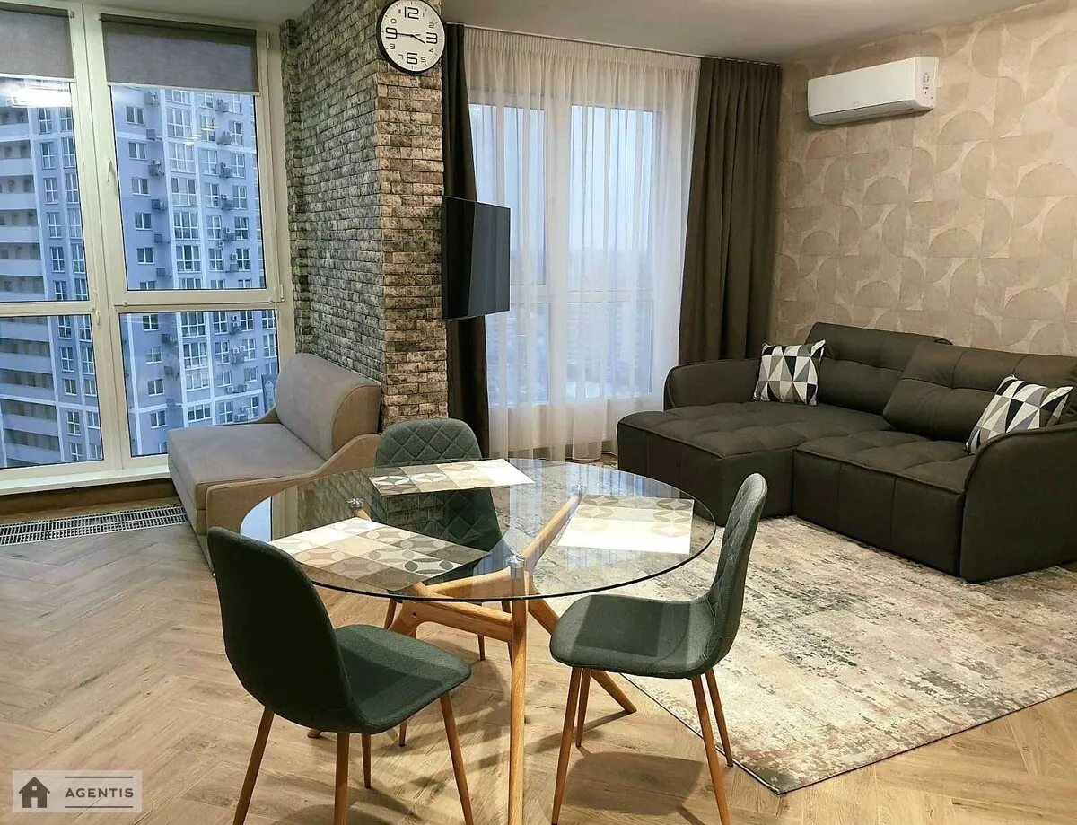 Apartment for rent. 1 room, 50 m², 20 floor/21 floors. 40, Revutckogo 40, Kyiv. 