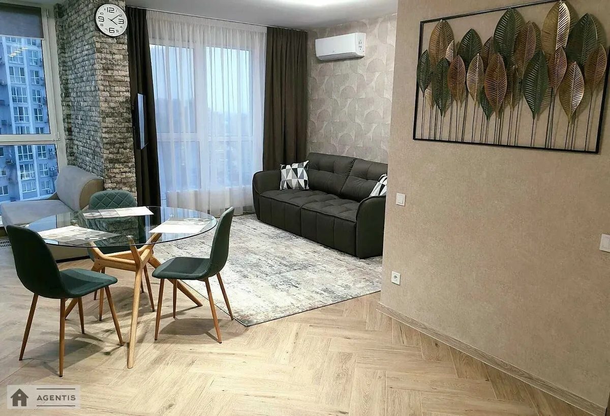 Apartment for rent. 1 room, 50 m², 20 floor/21 floors. 40, Revutckogo 40, Kyiv. 