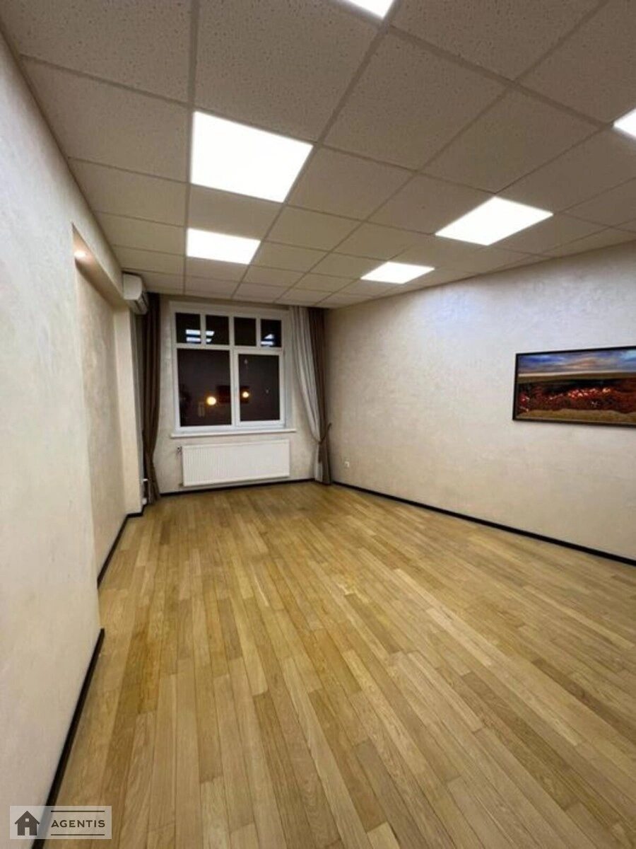 Сдам квартиру. 4 rooms, 160 m², 2nd floor/24 floors. 6, Старонаводницкая 6, Киев. 