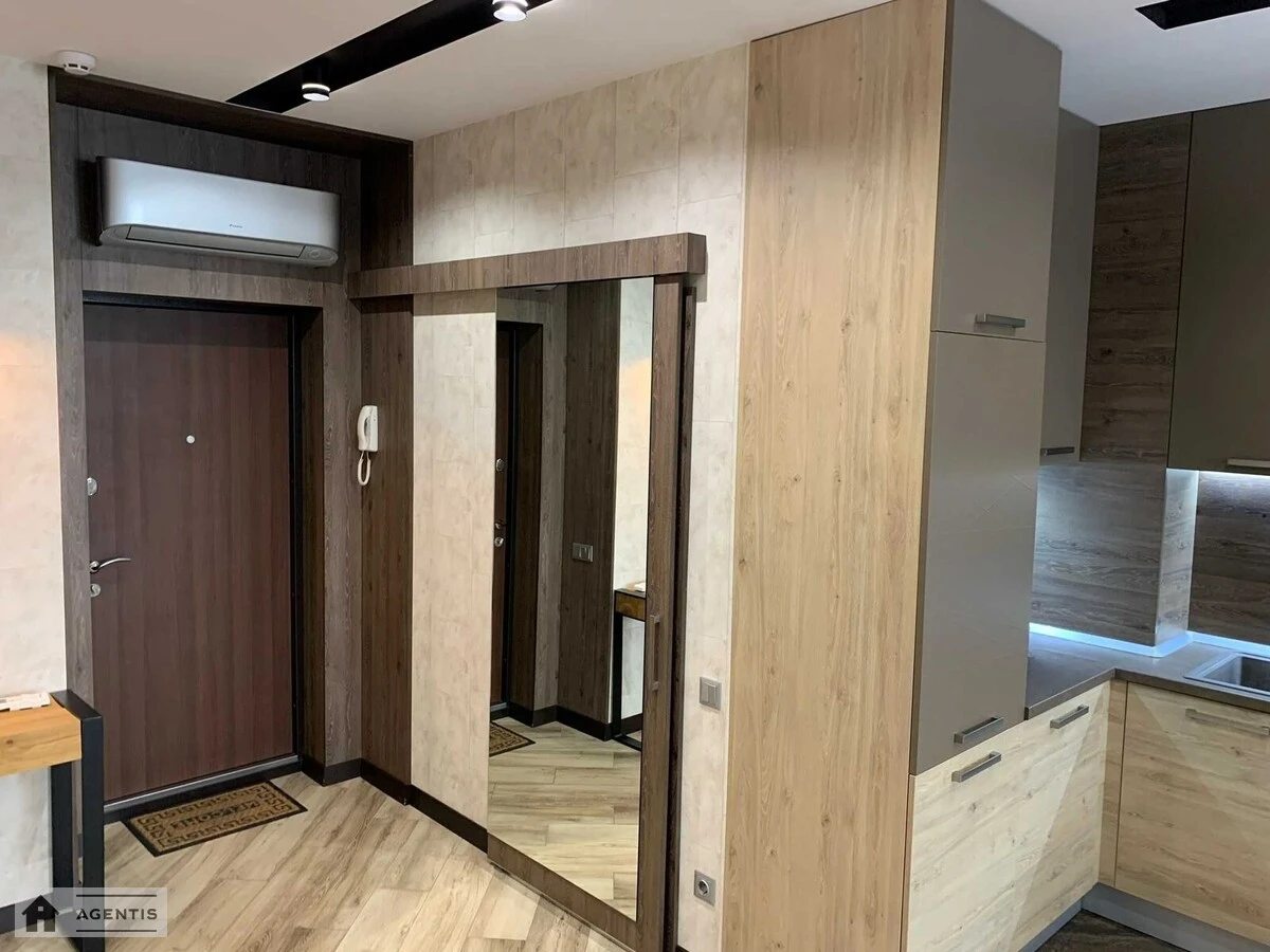 Здам квартиру 2 кімнати, 57 m², 4 пов./25 поверхів. 1, Ділова вул. (Димитрова), Київ. 