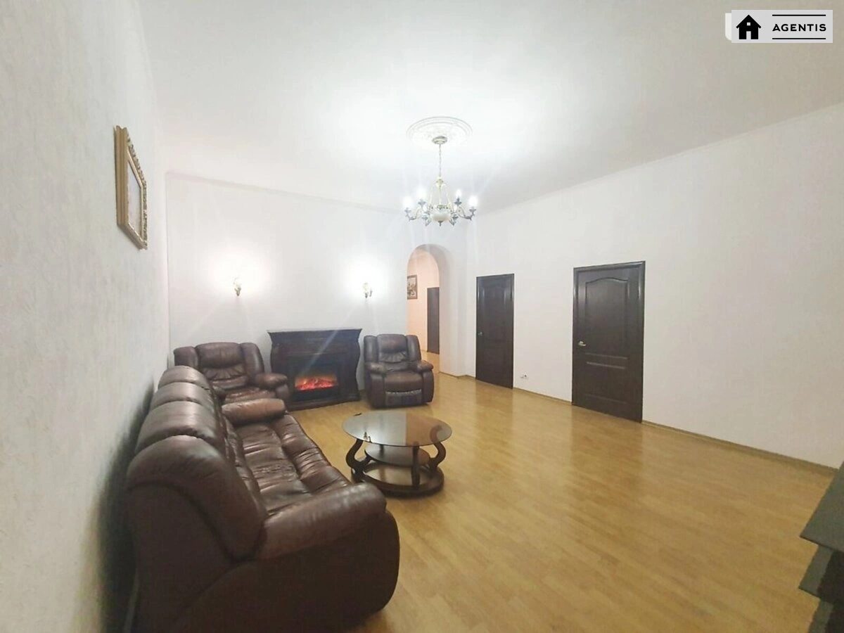 Apartment for rent. 3 rooms, 140 m², 3rd floor/5 floors. 34, Shota Rustaveli vul., Kyiv. 