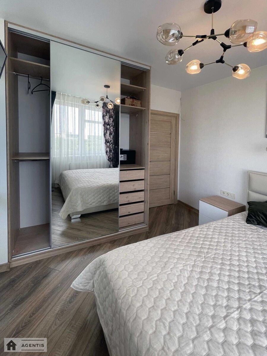 Apartment for rent. 2 rooms, 53 m², 18 floor/24 floors. Volodymyra Naumovycha vul. Antonova-Ovsiyenka, Kyiv. 