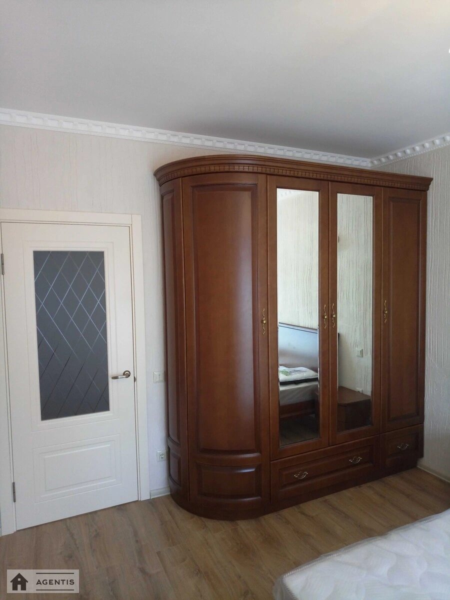 Apartment for rent. 2 rooms, 67 m², 3rd floor/16 floors. 71, Beresteyskyy prosp. Peremohy, Kyiv. 
