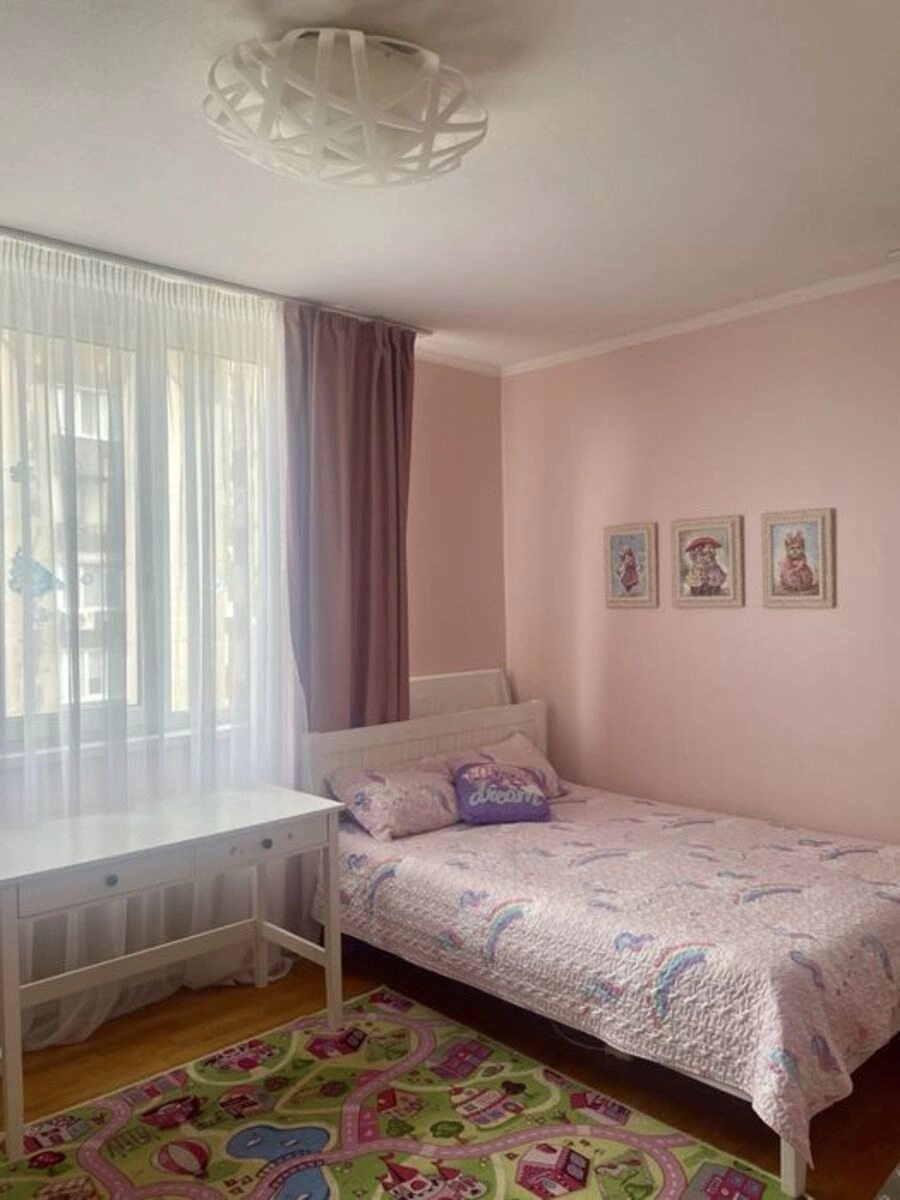 Apartment for rent. 3 rooms, 105 m², 7th floor/15 floors. Valeriya Lobanovskoho prosp. Chervonozoryanyy, Kyiv. 