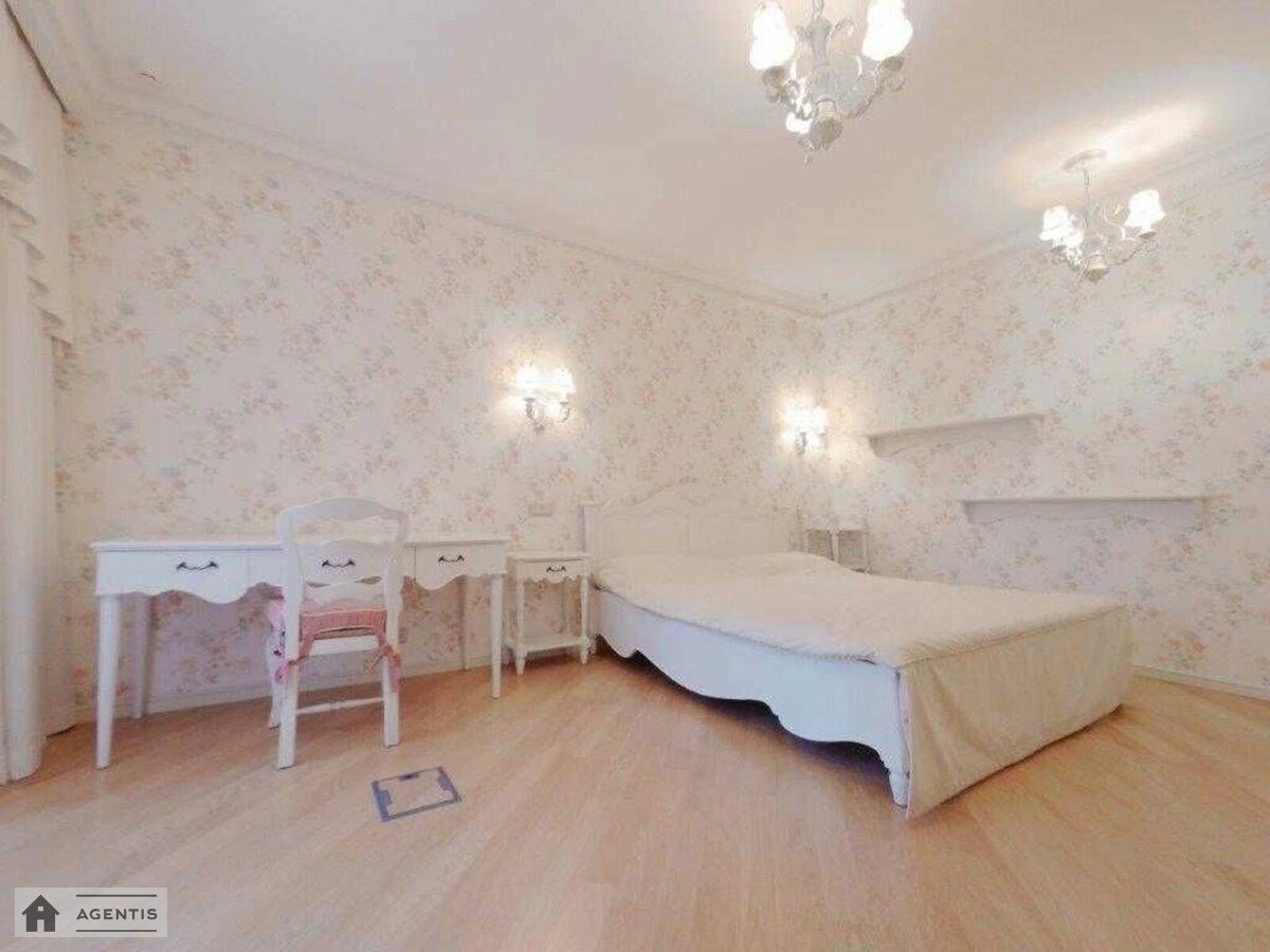 Здам квартиру 4 кімнати, 153 m², 3 пов./22 поверхи. 18, Інститутська 18, Київ. 