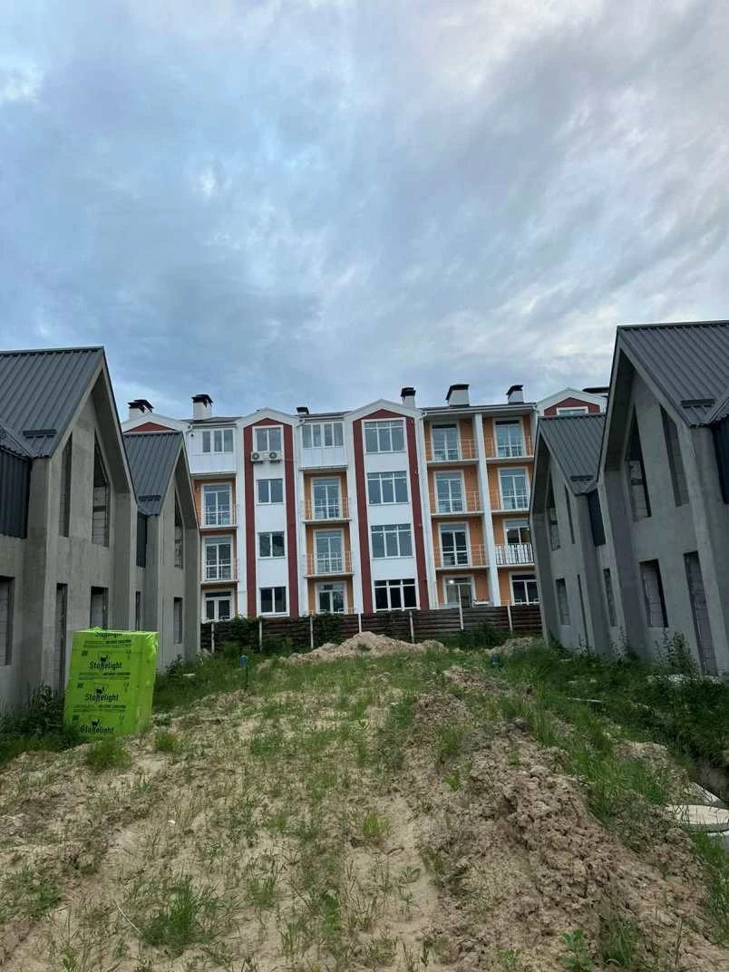 Продажа таунхауса 3 комнаты, 60 m², 2 этажа. Белогородка. 