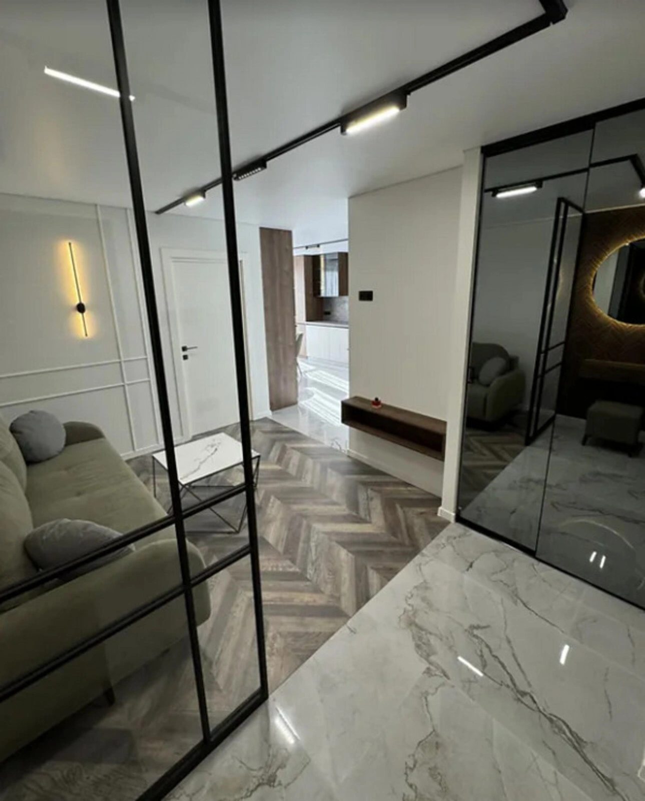 Apartments for sale. 1 room, 46 m², 4th floor/10 floors. Druzhba, Ternopil. 
