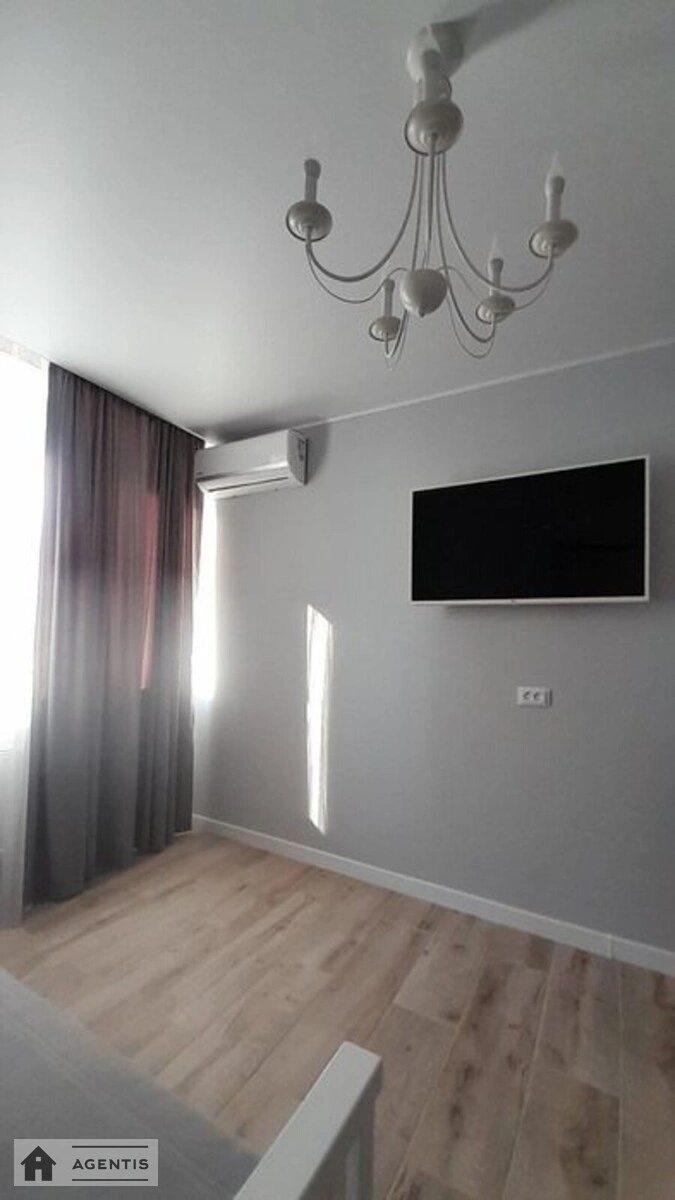 Apartment for rent 2 rooms, 58 m², 19th fl./26 floors. 13, Solomiyi Krushelnytskoyi vul., Kyiv. 