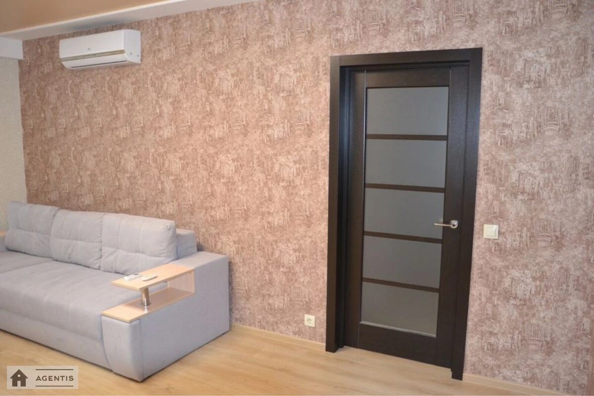 Сдам квартиру. 1 room, 43 m², 7th floor/16 floors. Лесной, Киев. 